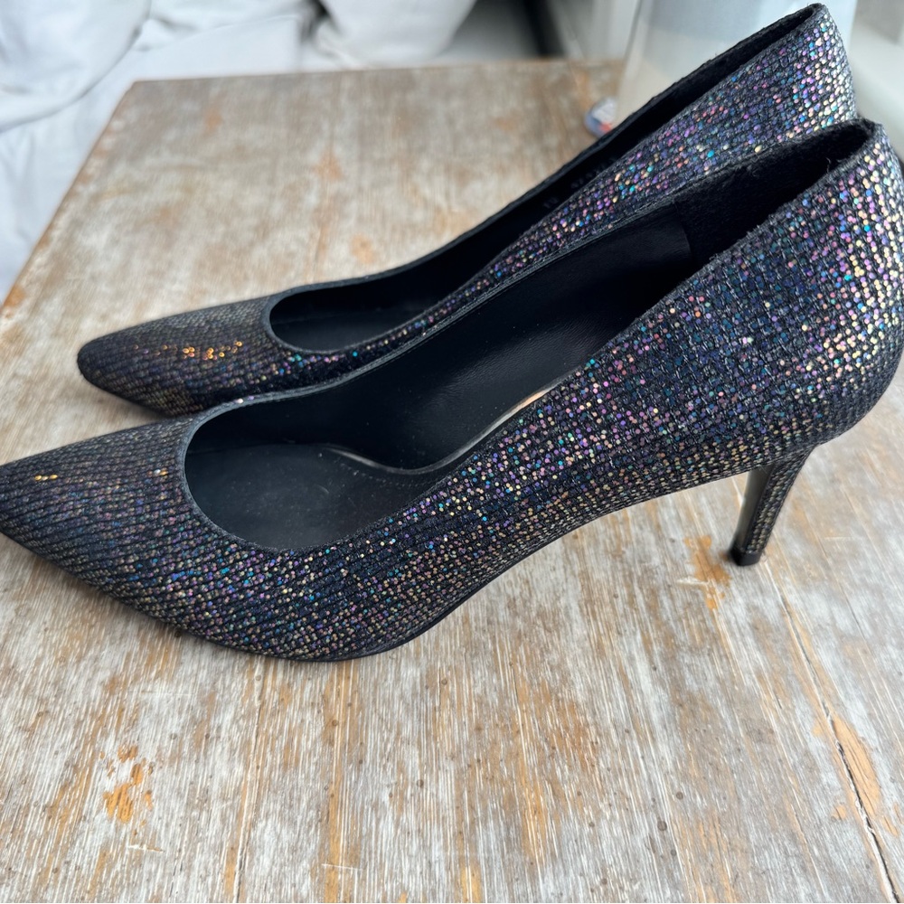 GORGEOUS SHIMMERING METALLIC PUMPS! EXCELLENT CONDITION!